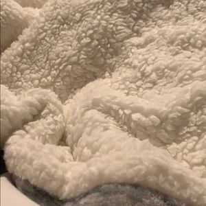 Meet your Posher, Travis